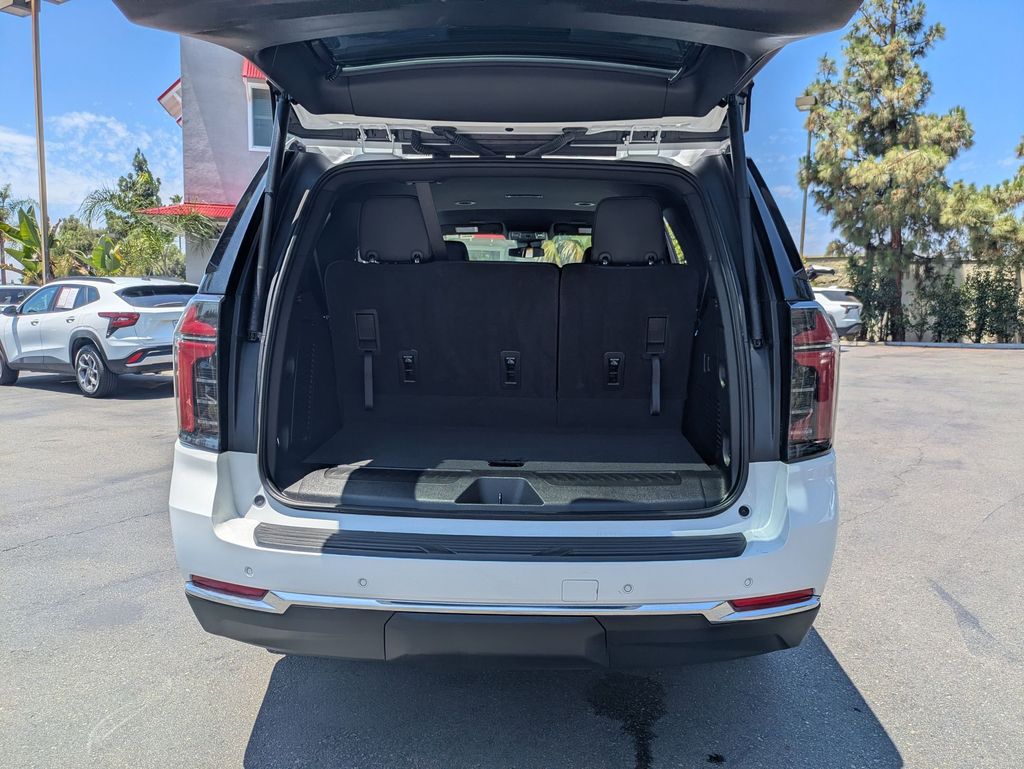 Thumbnail: 2025 Chevrolet Tahoe - 26