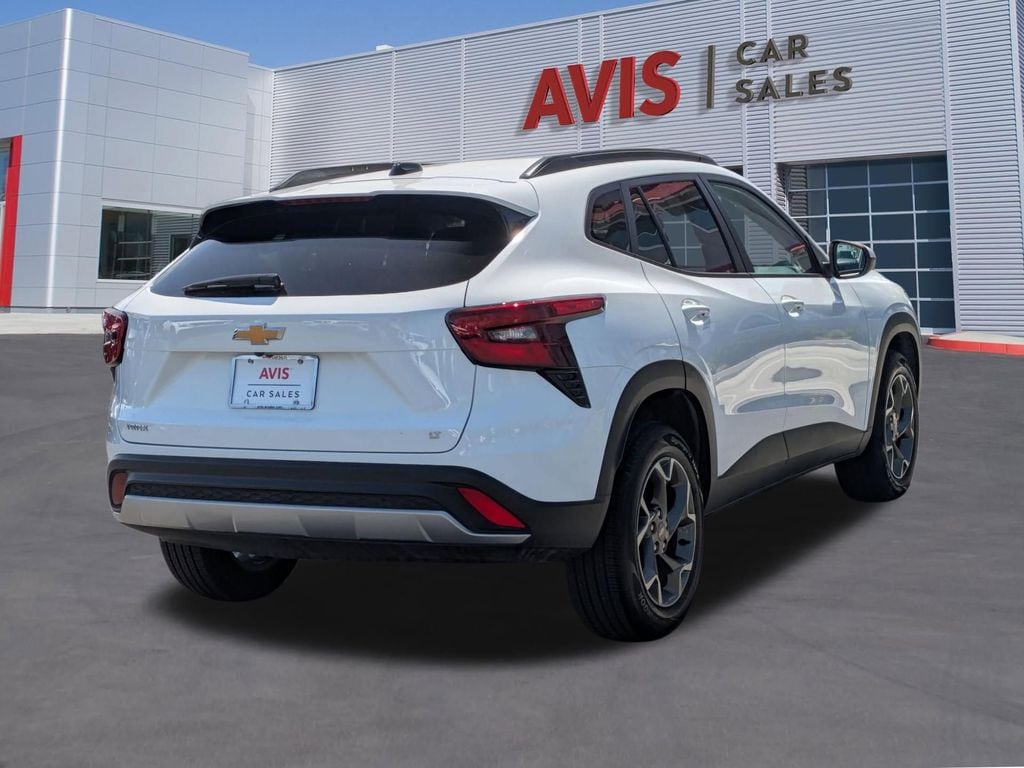 Thumbnail: 2025 Chevrolet Trax - 6