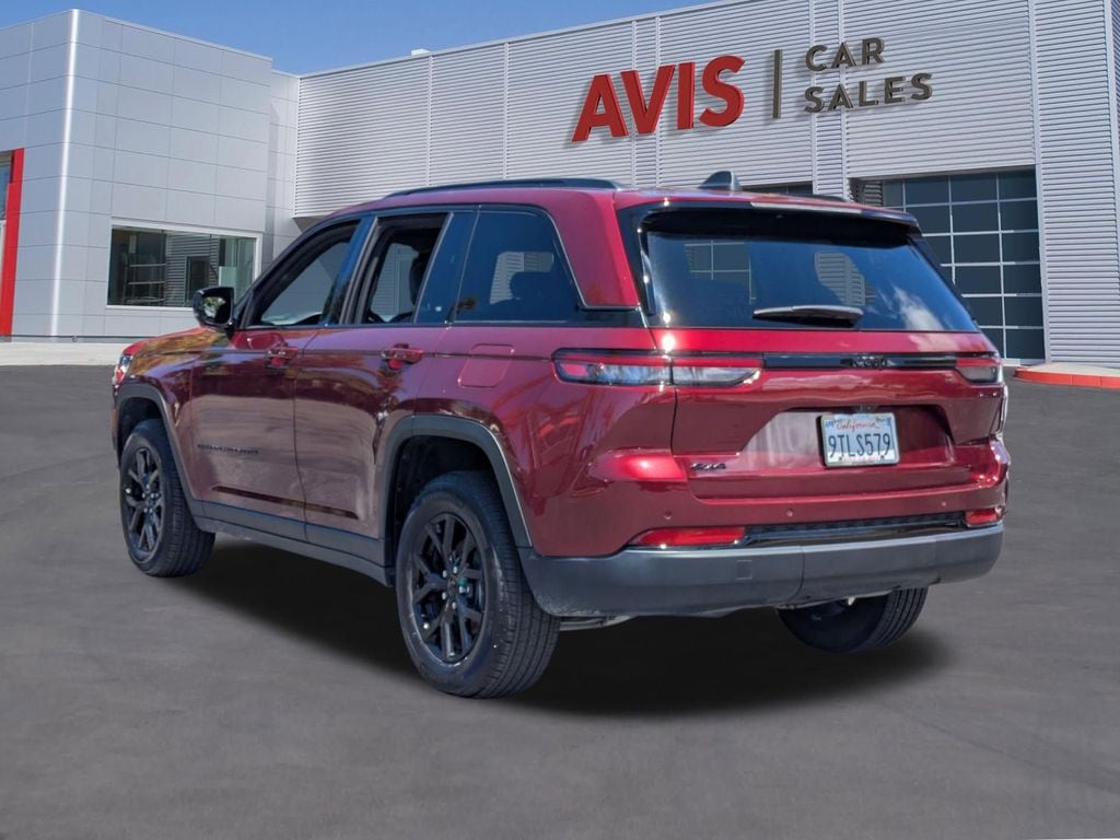 Thumbnail: 2025 Jeep Grand Cherokee - 9