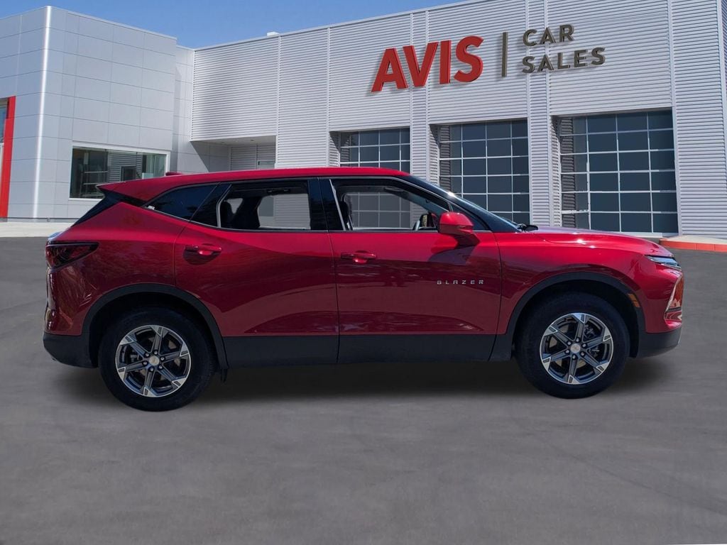 Thumbnail: 2025 Chevrolet Blazer - 5