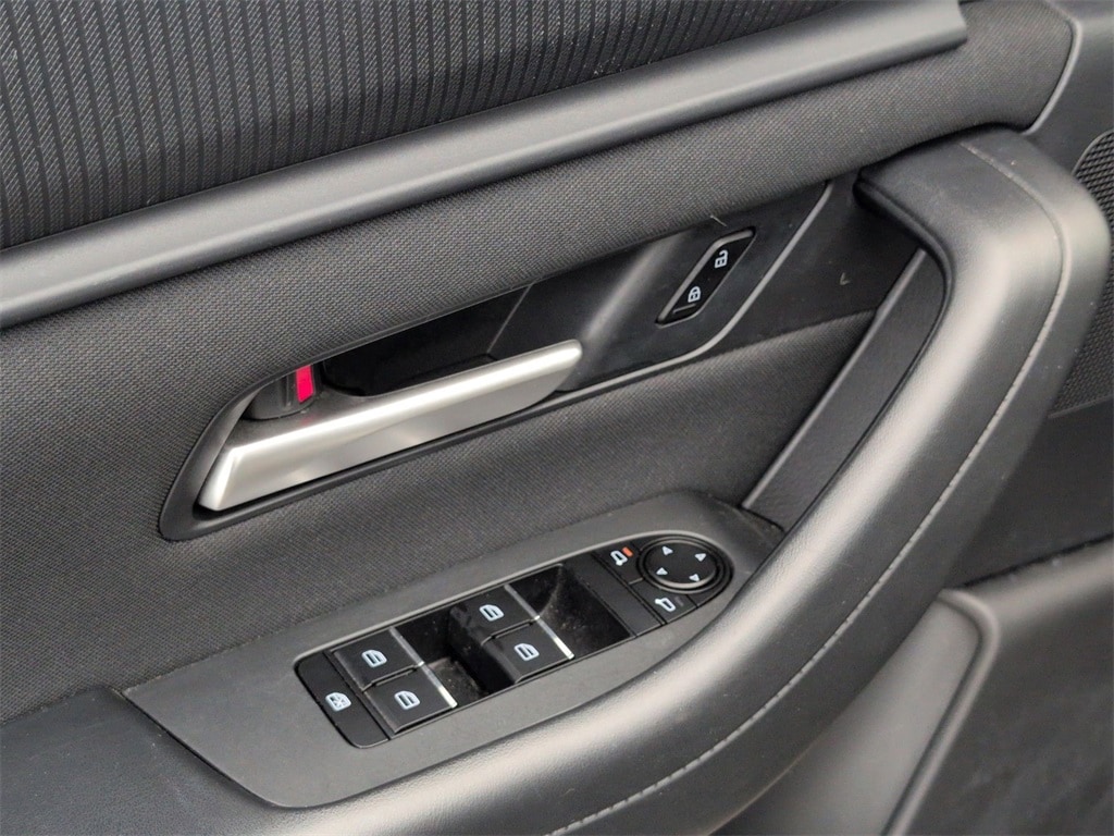 Thumbnail: 2024 Mazda CX-90 - 13