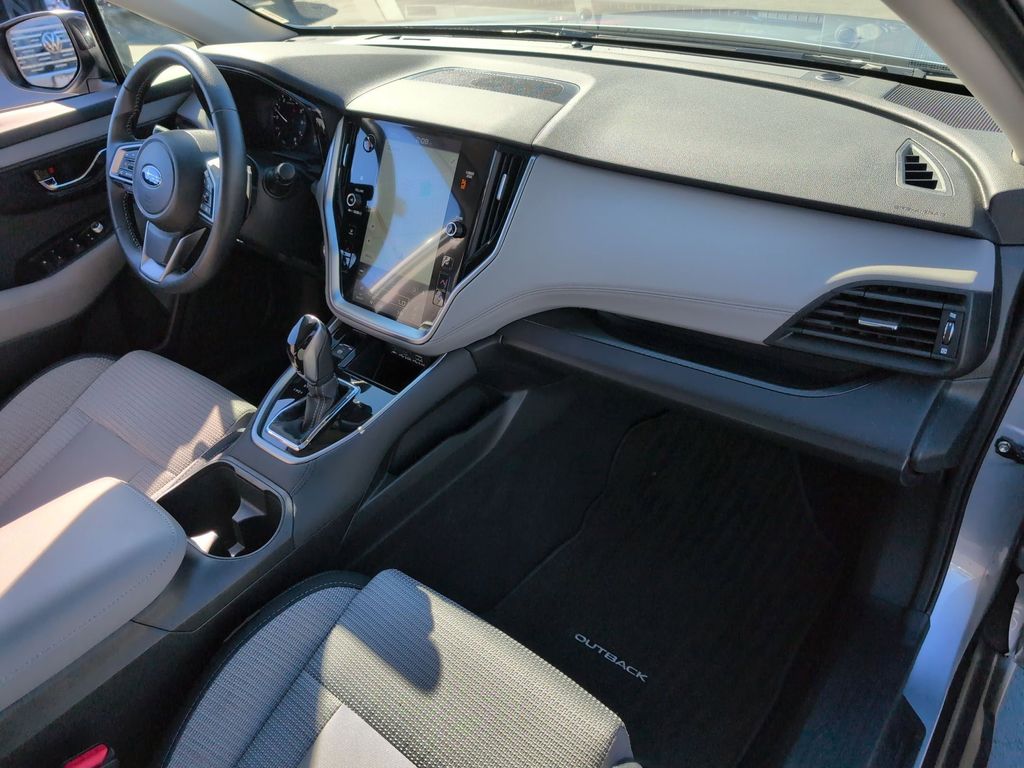 Thumbnail: 2025 Subaru Outback - 32
