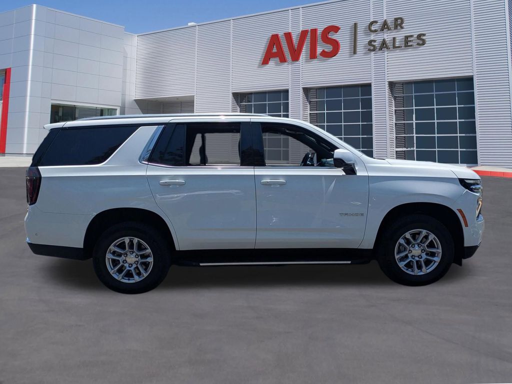 Thumbnail: 2025 Chevrolet Tahoe - 5
