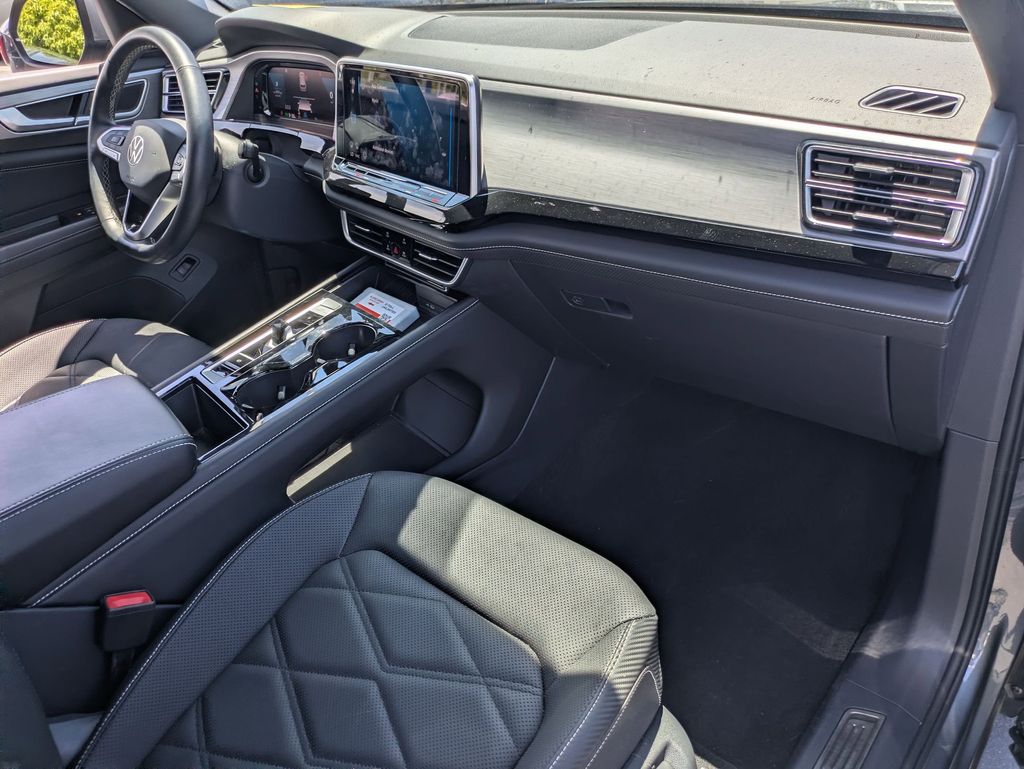 Thumbnail: 2025 Volkswagen Atlas - 31