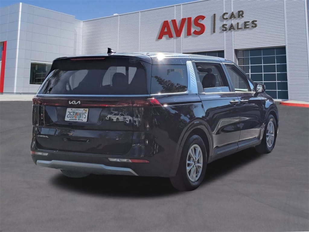 Thumbnail: 2024 Kia Carnival - 6