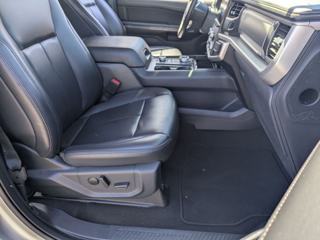 Thumbnail: 2024 Ford Expedition MAX - 29