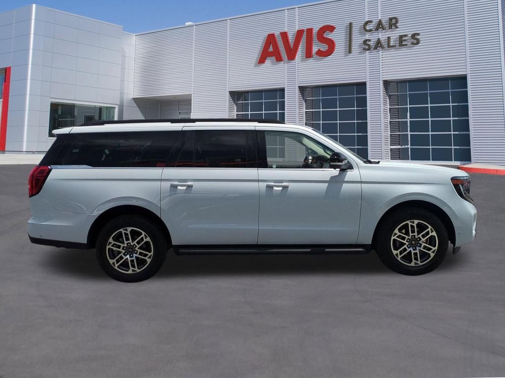 Thumbnail: 2025 Ford Expedition MAX - 5