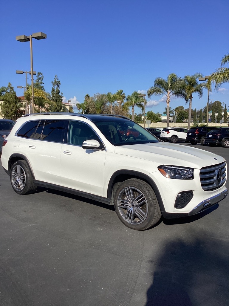 Thumbnail: 2024 Mercedes-Benz GLS - 4