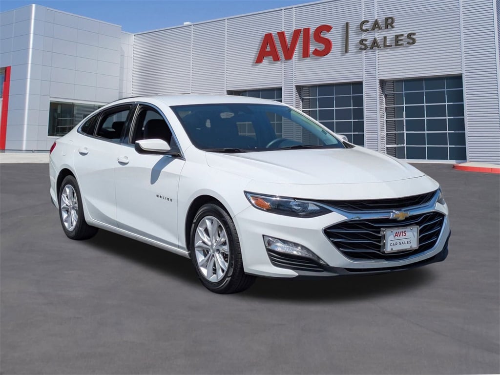 Thumbnail: 2023 Chevrolet Malibu - 3