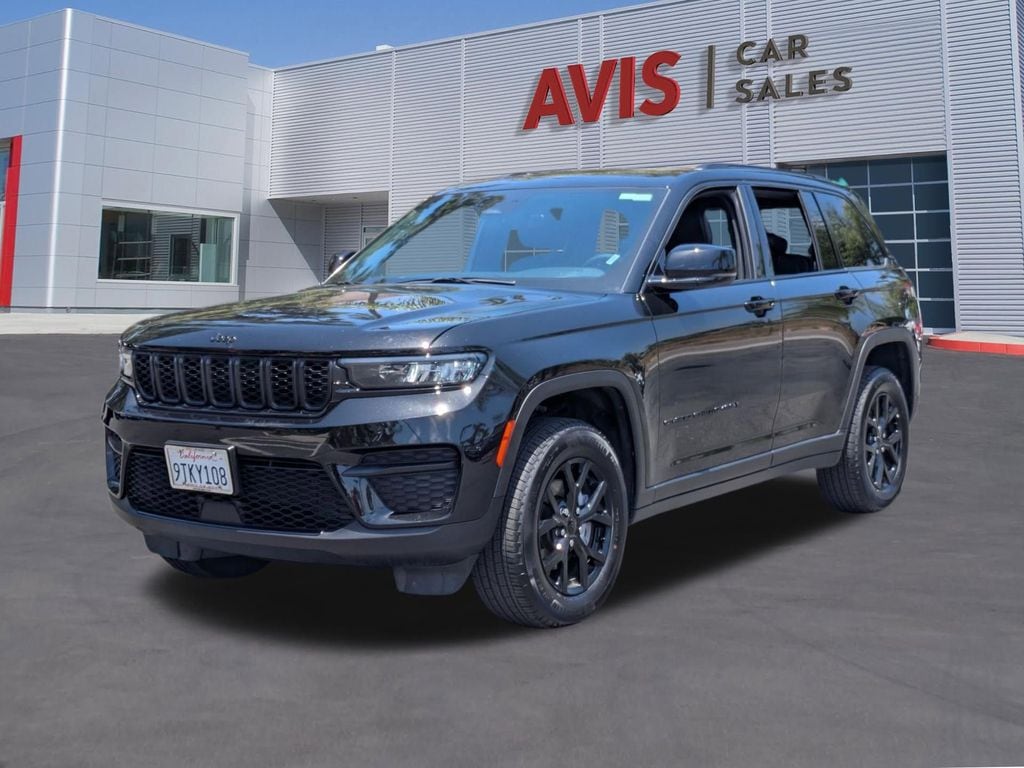 2025 Jeep Grand Cherokee Altitude 4x4's photo