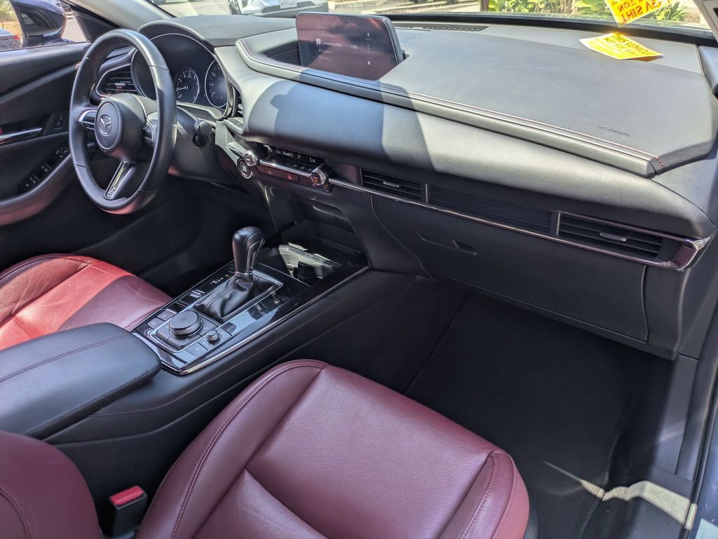 Thumbnail: 2025 Mazda CX-30 - 29