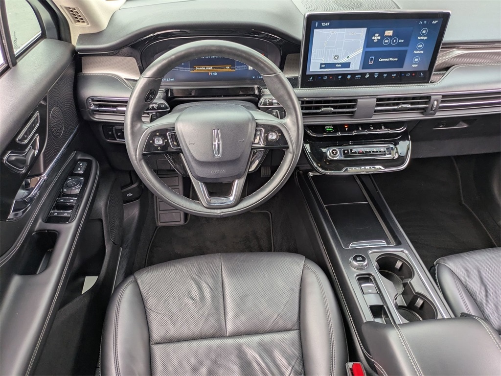 Thumbnail: 2024 Lincoln Corsair - 25