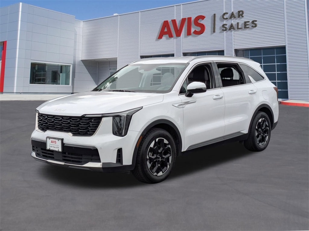2024 Kia Sorento S's photo