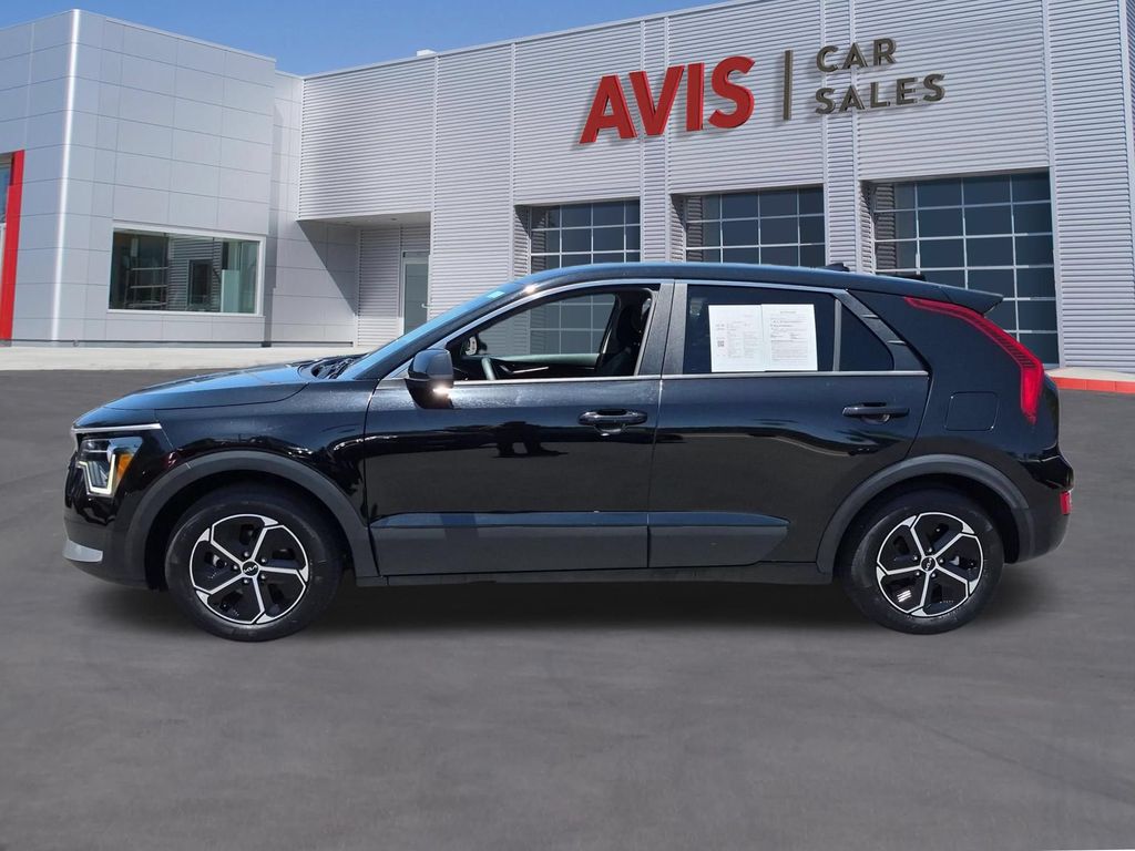 Thumbnail: 2025 Kia Niro - 10