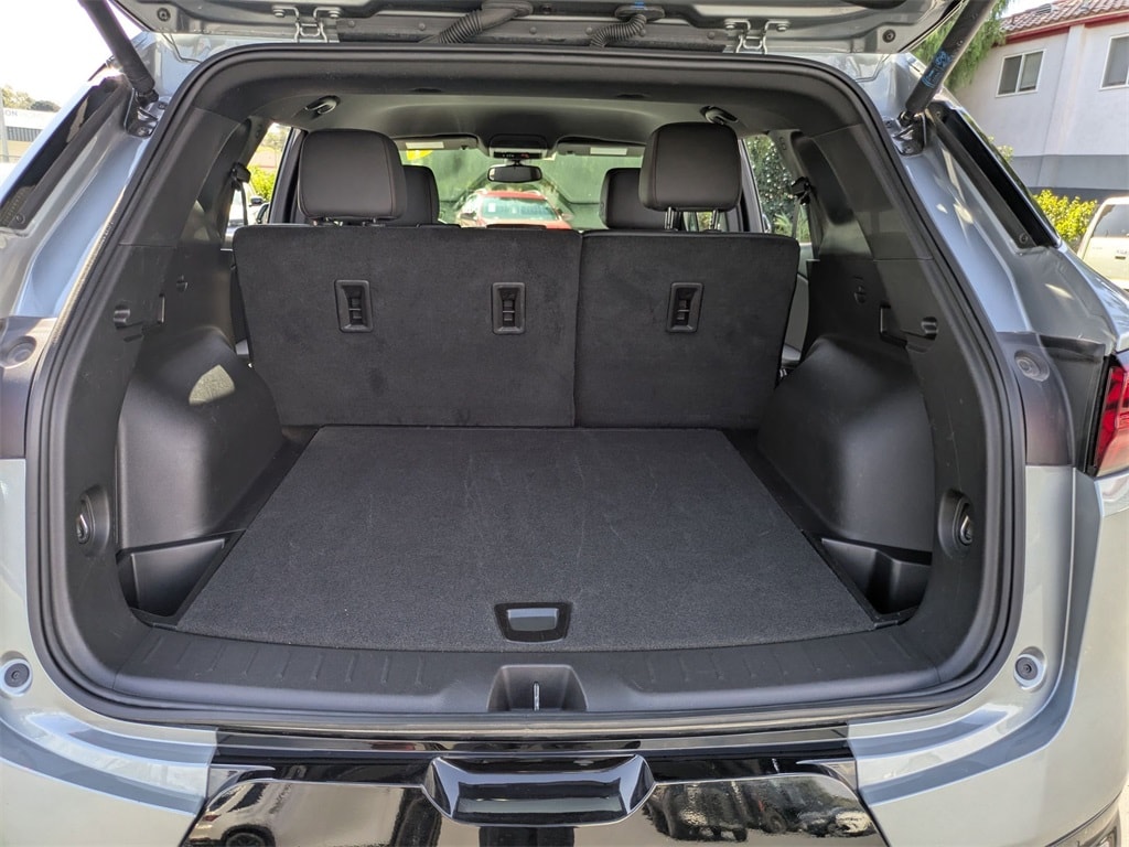 Thumbnail: 2025 Chevrolet Blazer - 31