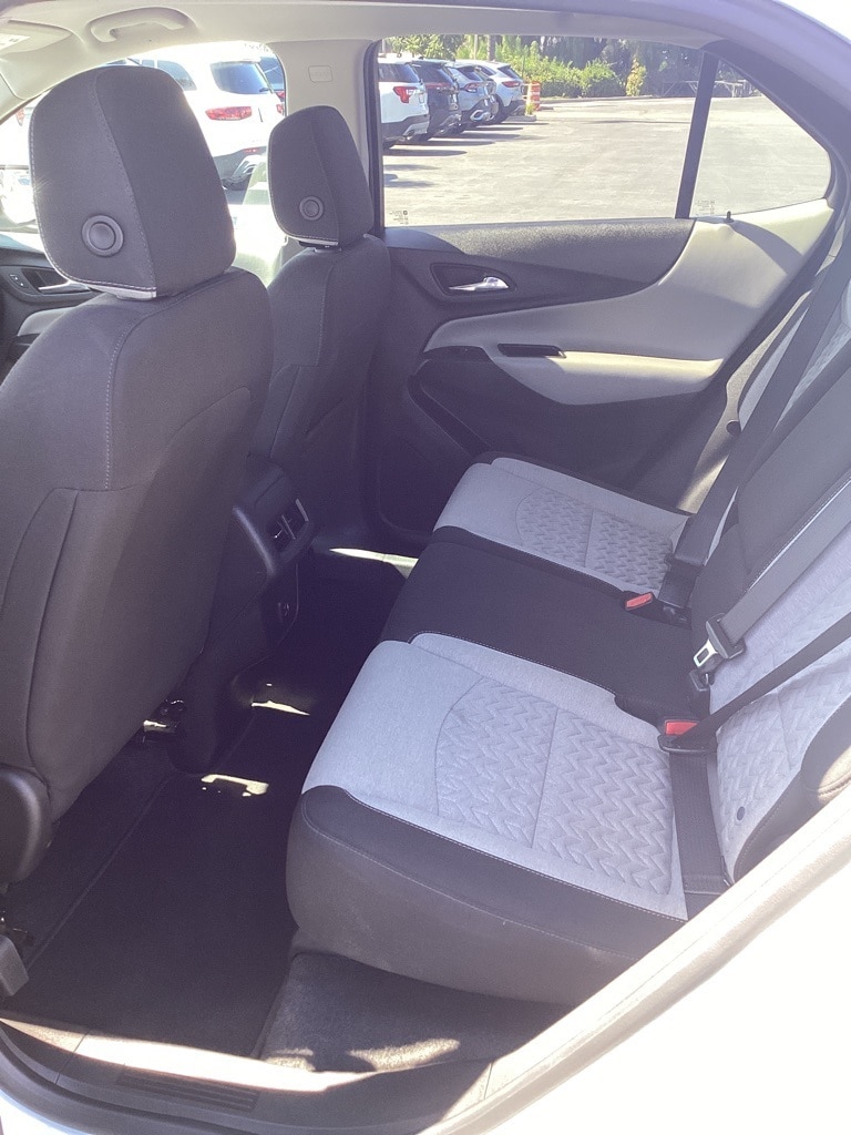 Thumbnail: 2023 Chevrolet Equinox - 10