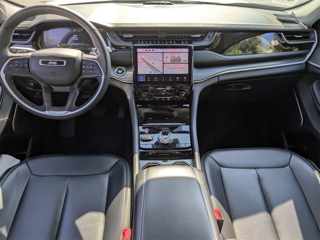 Thumbnail: 2023 Jeep Grand Cherokee - 22