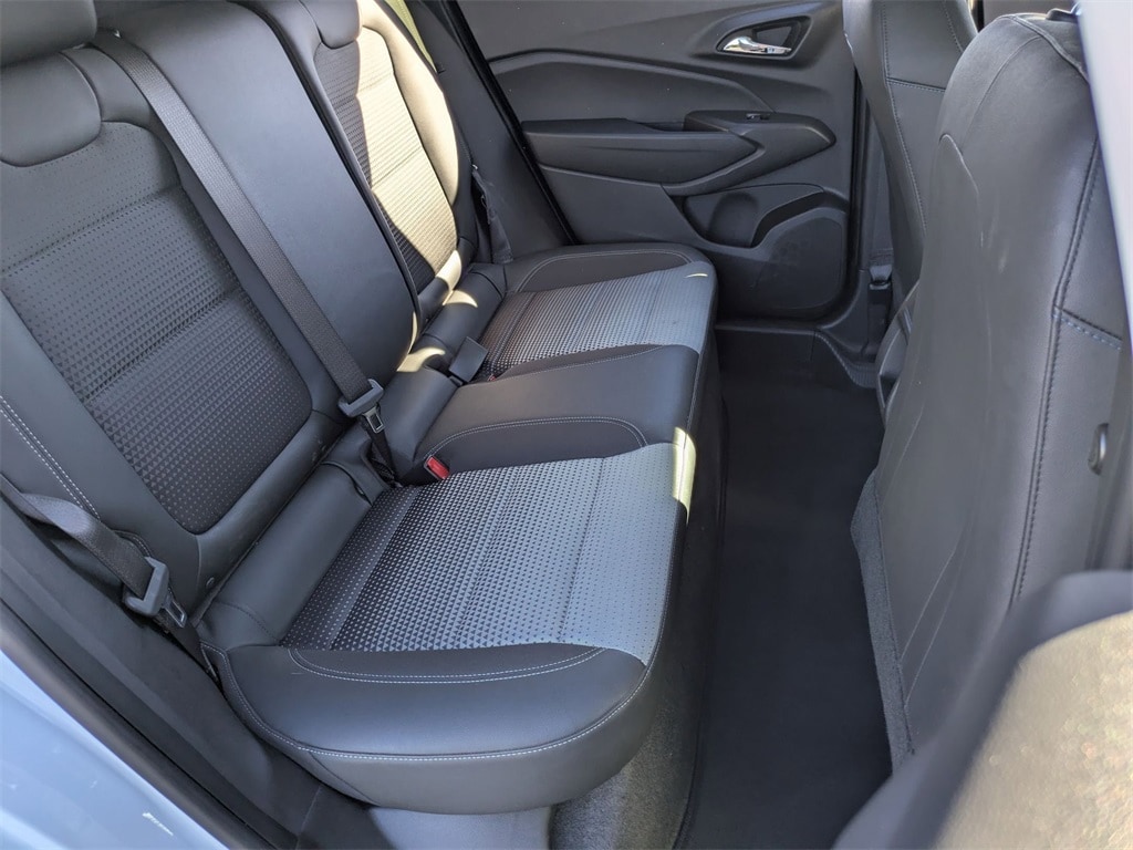 Thumbnail: 2025 Chevrolet Trax - 27