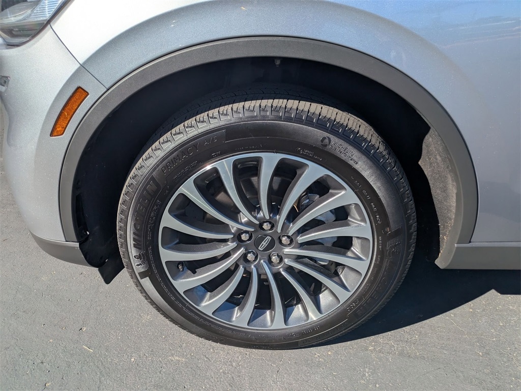 Thumbnail: 2024 Lincoln Aviator - 13