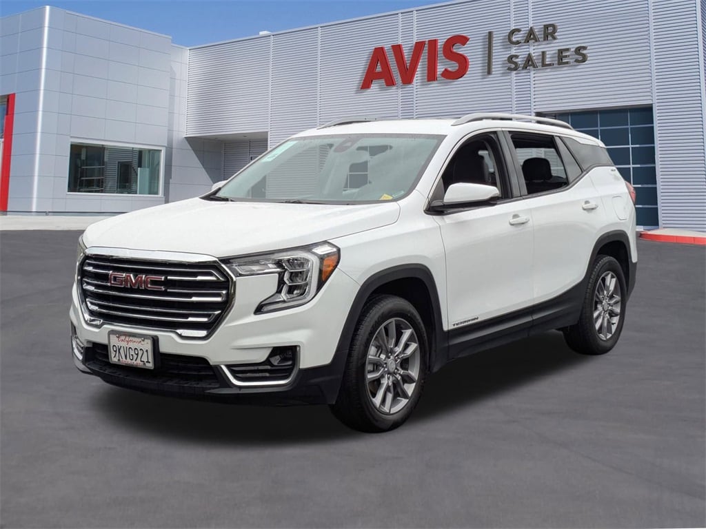 2024 GMC Terrain SLT's photo