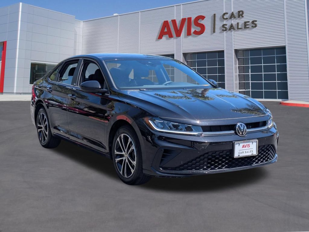 Thumbnail: 2025 Volkswagen Jetta - 3