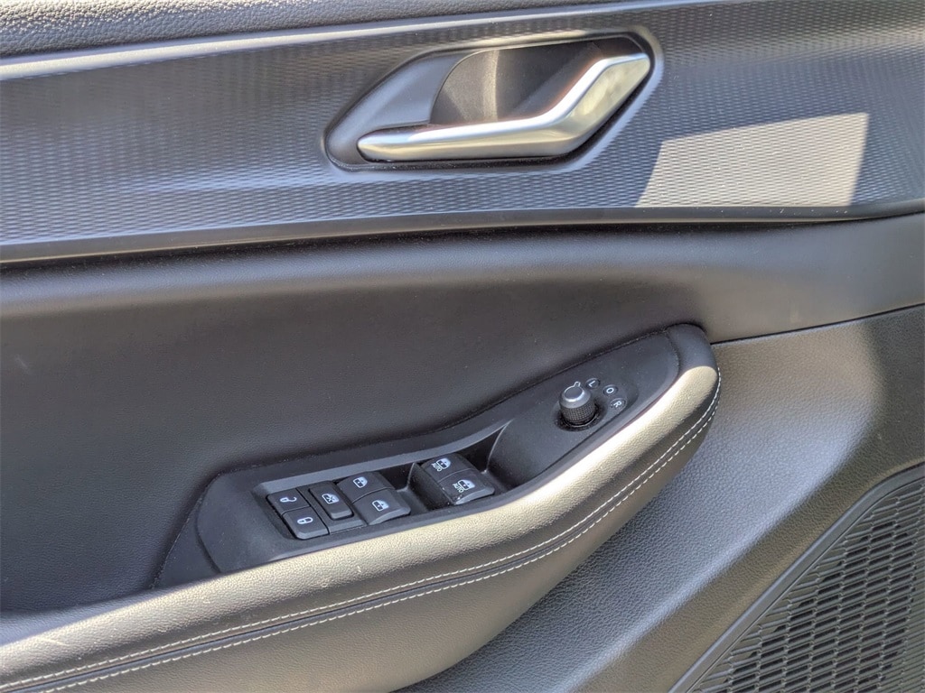 Thumbnail: 2024 Jeep Grand Cherokee L - 12