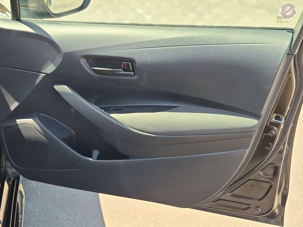 Thumbnail: 2025 Toyota Corolla - 33