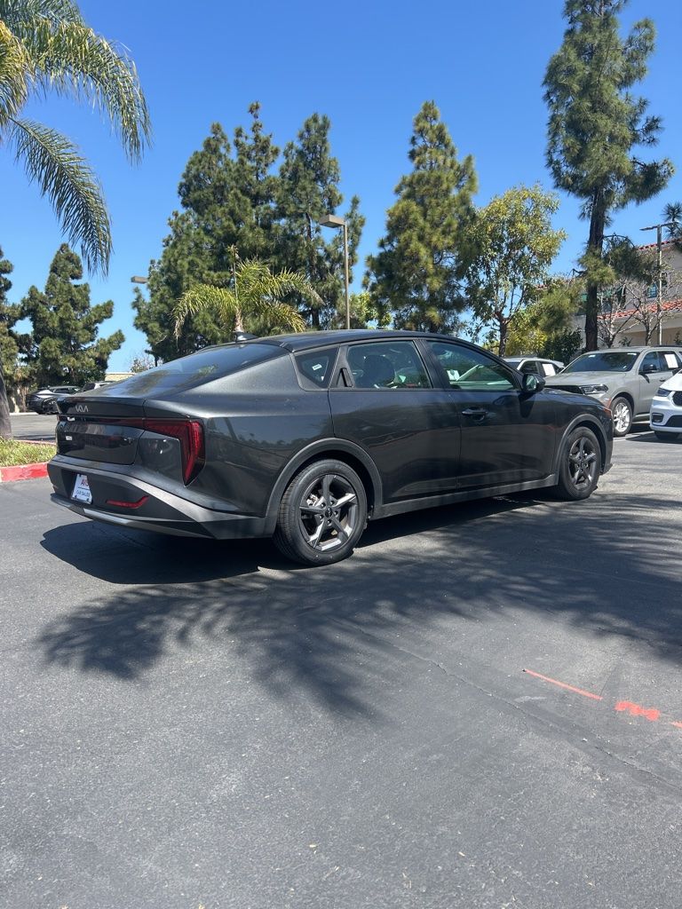 Thumbnail: 2025 Kia K4 - 6
