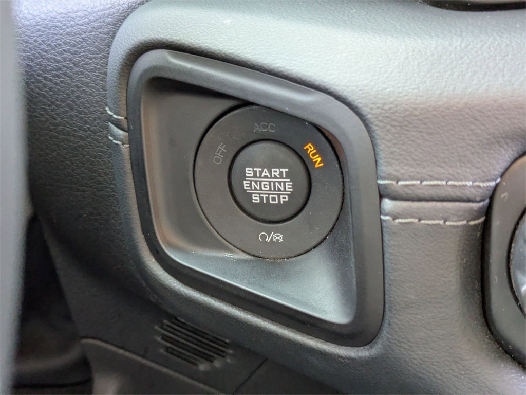 Thumbnail: 2024 Jeep Wrangler - 22