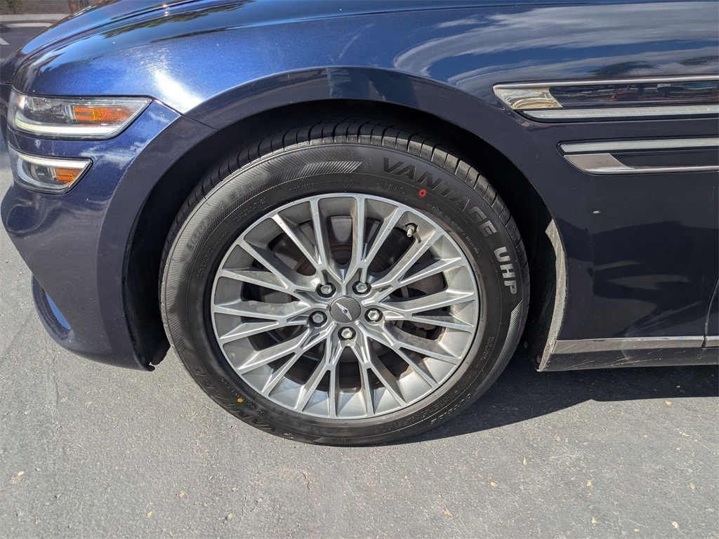 Thumbnail: 2023 Genesis G80 - 13