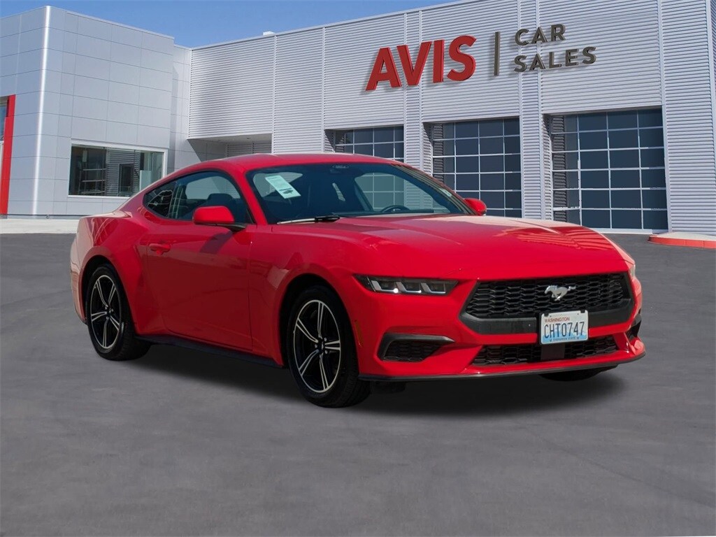 2024 Ford Mustang EcoBoost photo 3