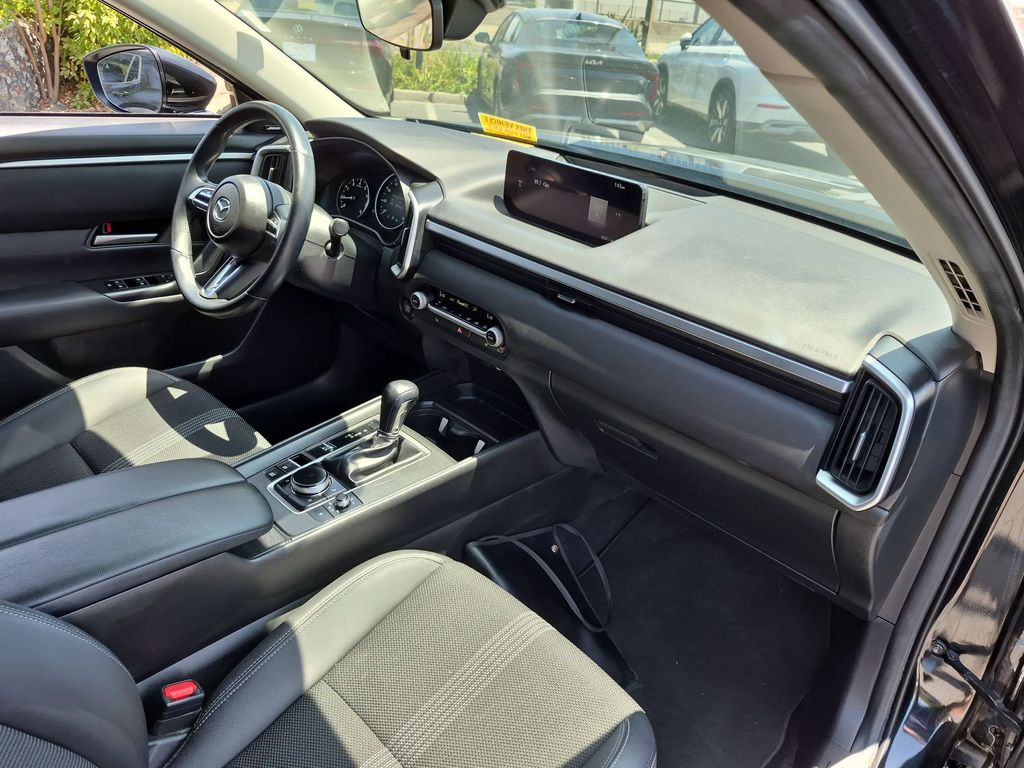 Thumbnail: 2025 Mazda CX-50 - 32