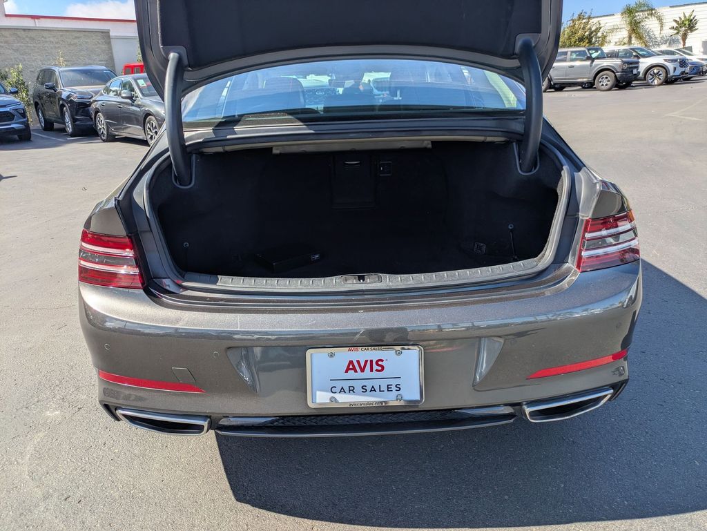 Thumbnail: 2023 Genesis G80 - 31