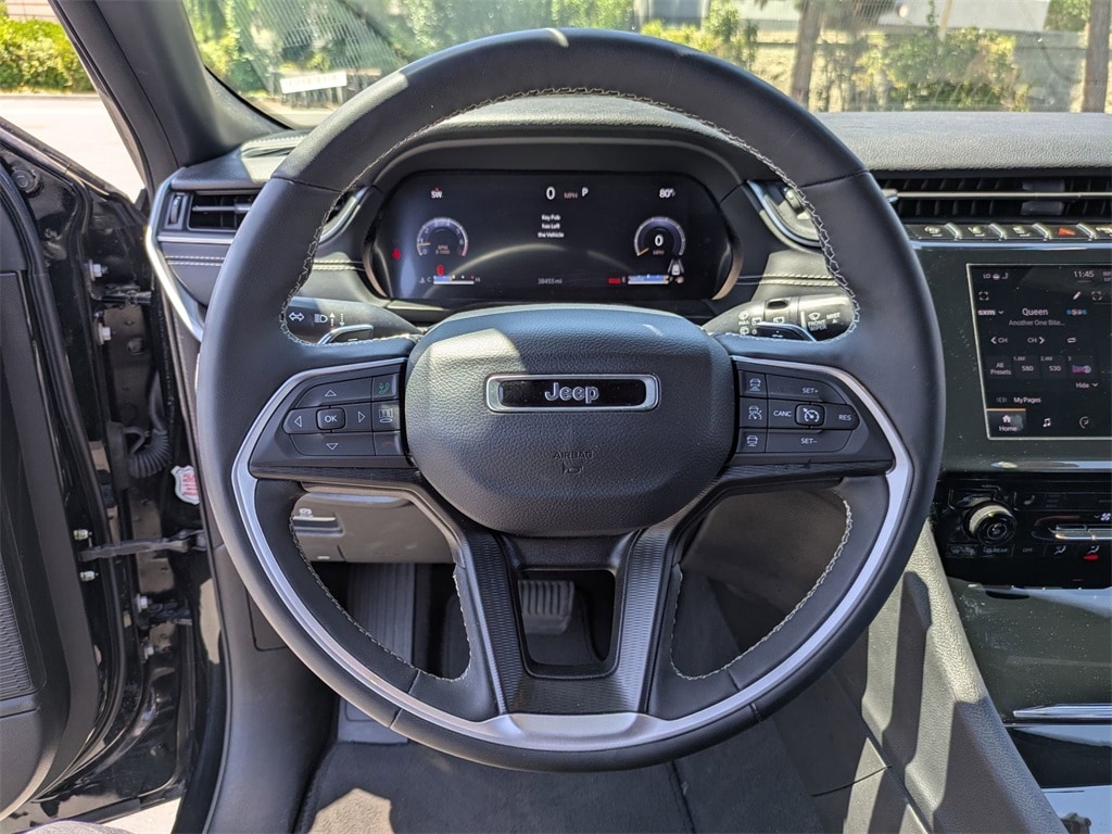 Thumbnail: 2024 Jeep Grand Cherokee L - 15