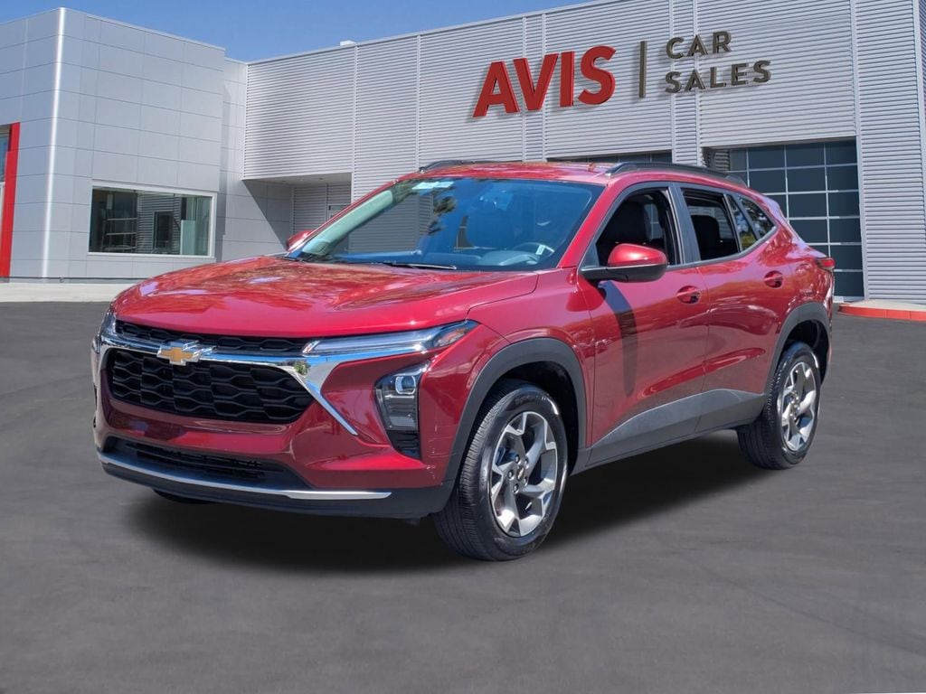 2025 Chevrolet Trax LT's photo