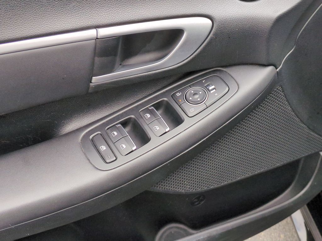Thumbnail: 2025 Hyundai Sonata - 13