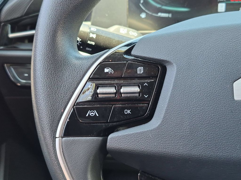 Thumbnail: 2025 Kia Niro - 21