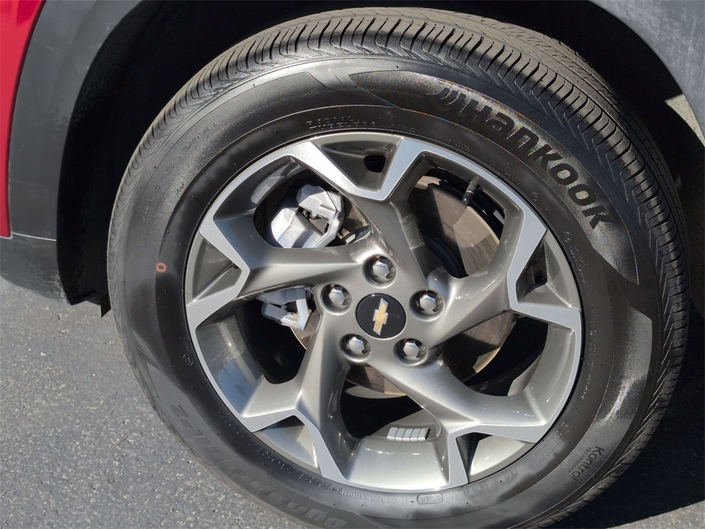 Thumbnail: 2025 Chevrolet Trax - 11