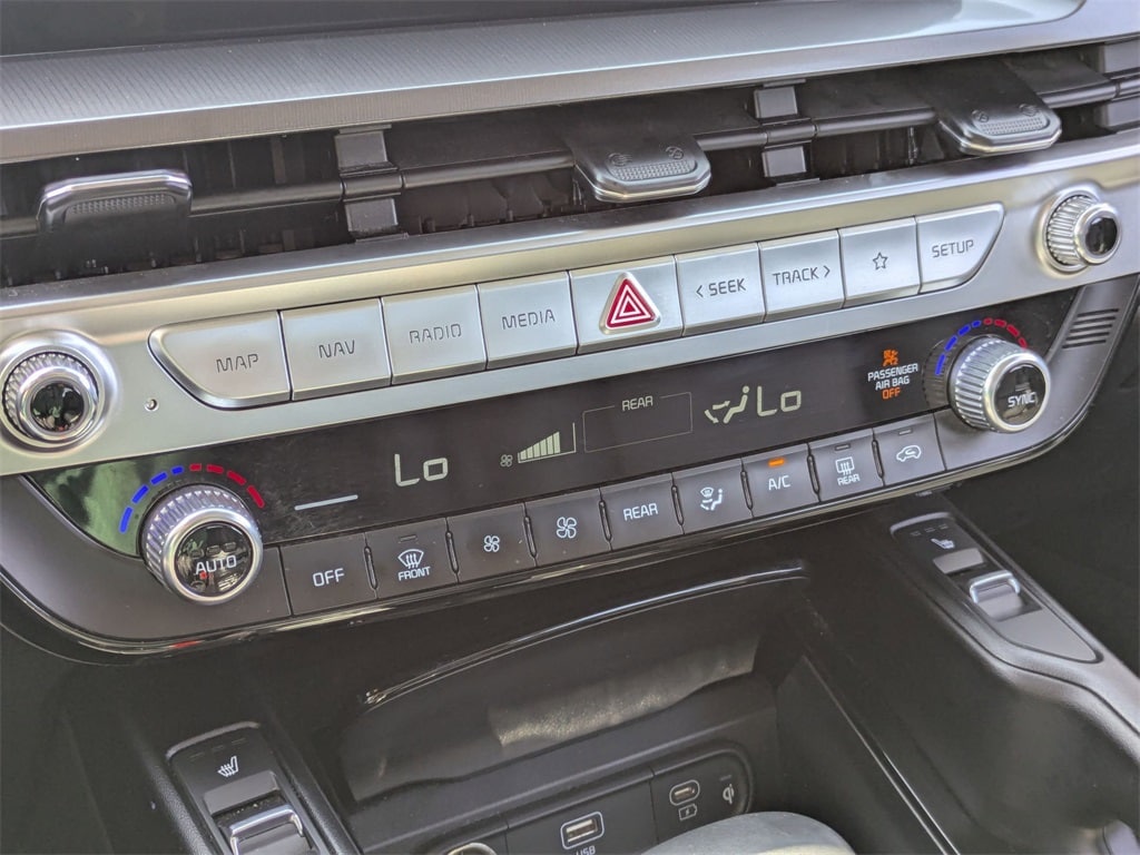 Thumbnail: 2025 Kia Telluride - 22