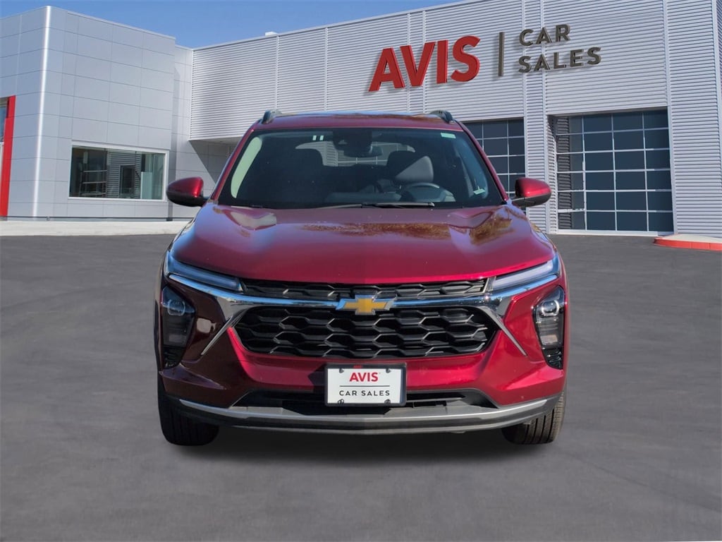 Thumbnail: 2025 Chevrolet Trax - 2