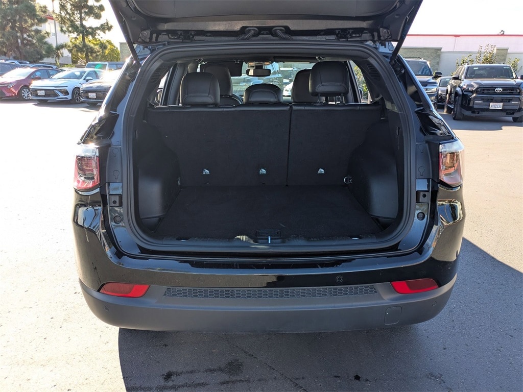 Thumbnail: 2025 Jeep Compass - 31