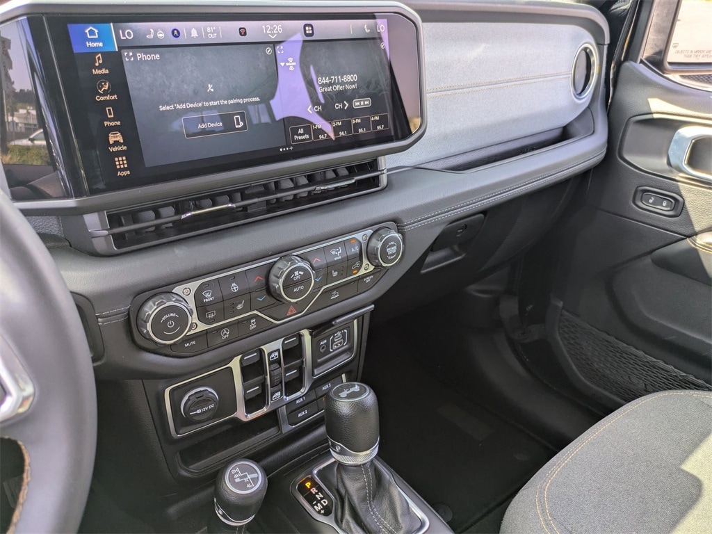 Thumbnail: 2024 Jeep Wrangler - 18