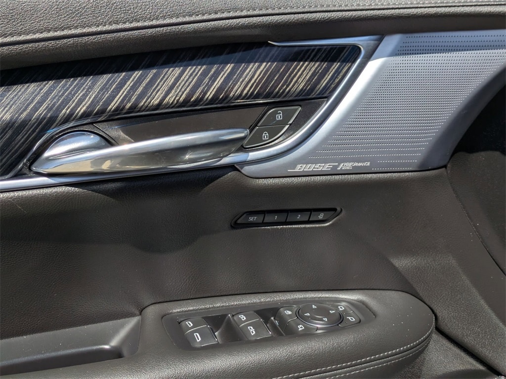 Thumbnail: 2024 Cadillac XT6 - 13