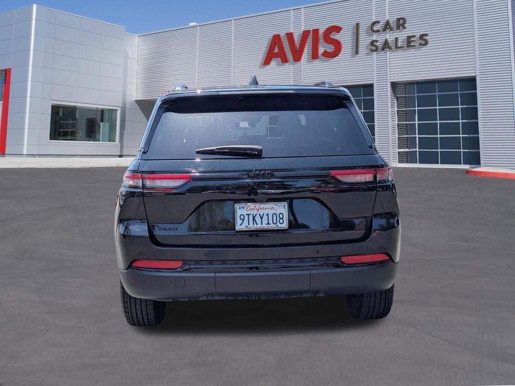 Thumbnail: 2025 Jeep Grand Cherokee - 7