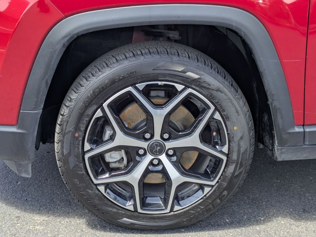 Thumbnail: 2025 Jeep Compass - 13