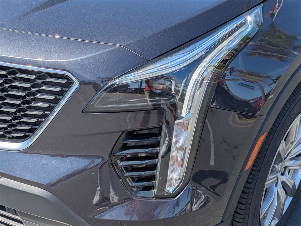 Thumbnail: 2023 Cadillac XT4 - 11
