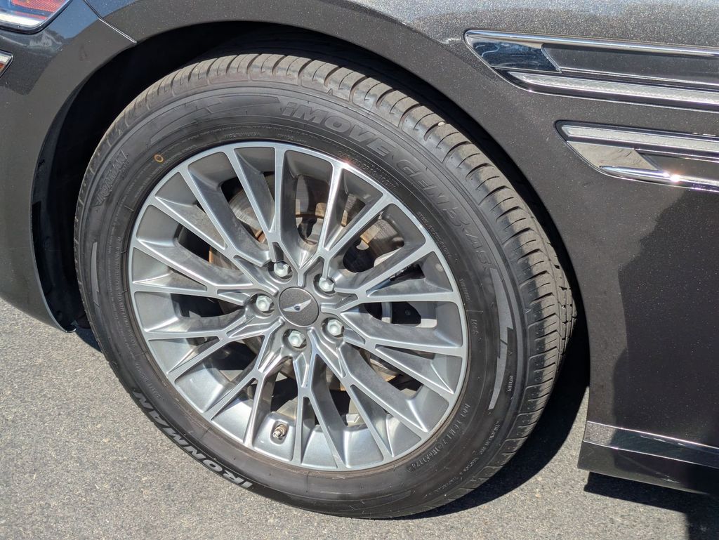 Thumbnail: 2023 Genesis G80 - 13