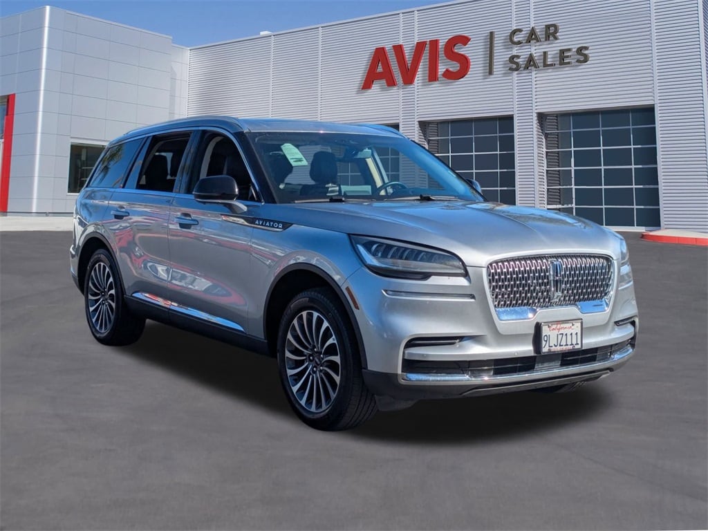 Thumbnail: 2024 Lincoln Aviator - 3
