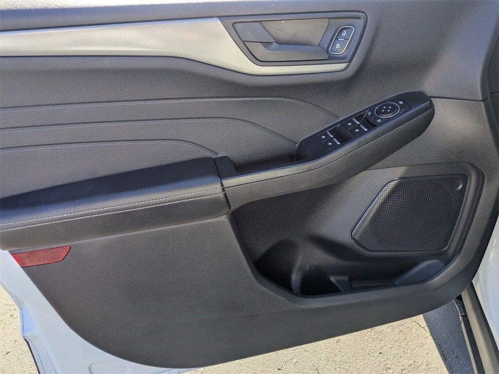 Thumbnail: 2024 Ford Escape - 15