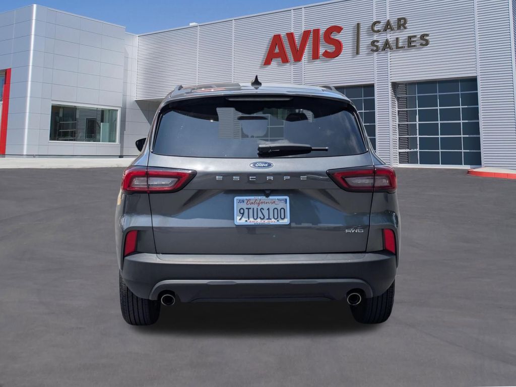 Thumbnail: 2025 Ford Escape - 7